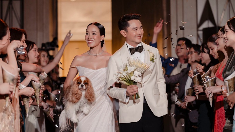 Певец Вин Sqweez Animal Сиривонг женился