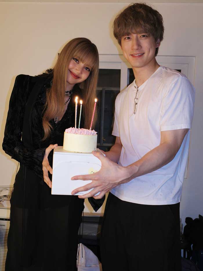 LISA опубликовала закулисные фото и видео со съемок клипа «Dream»