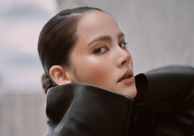 Яя Урассая Спербунд Yaya Urassaya Sperbund