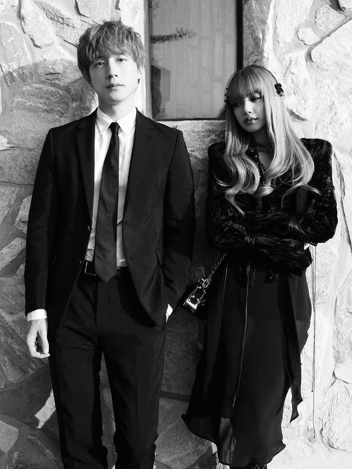 LISA опубликовала закулисные фото и видео со съемок клипа «Dream»