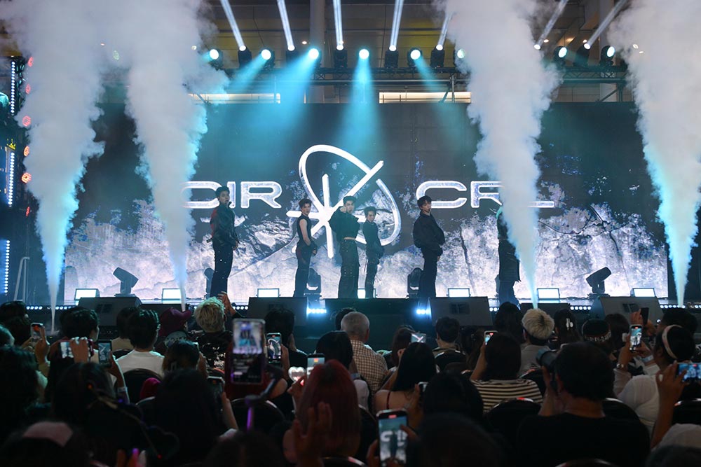 Дебютировала новая T-POP группа CIR*CRL