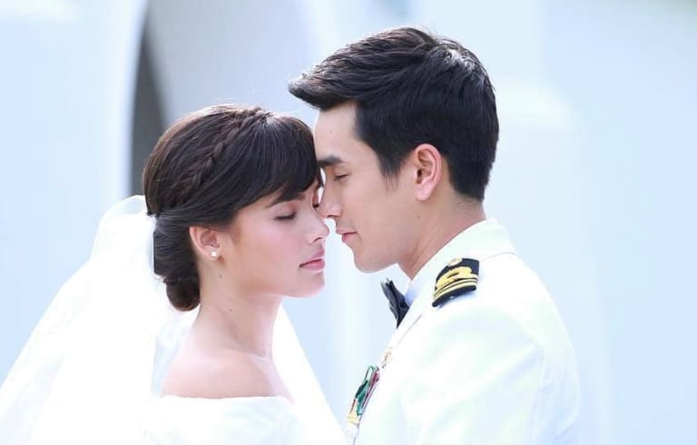 Урассая Спербунд Yaya Urassaya Sperbund Nadech Kugimiya Надеч Кугимия